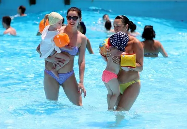 Türkiye'ye 16 günde 120 bin Rus turist geldi