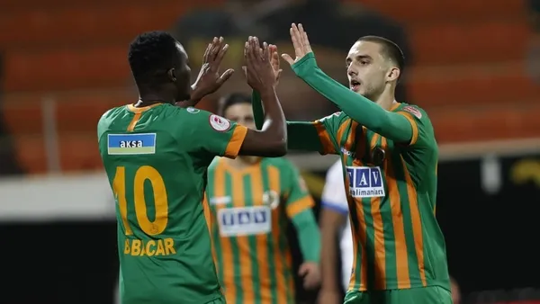 Türkiye Futbol Federasyonundan son dakika yabancı sınırı kararı! Yeni yabancı sınırı kuralı nasıl olacak?