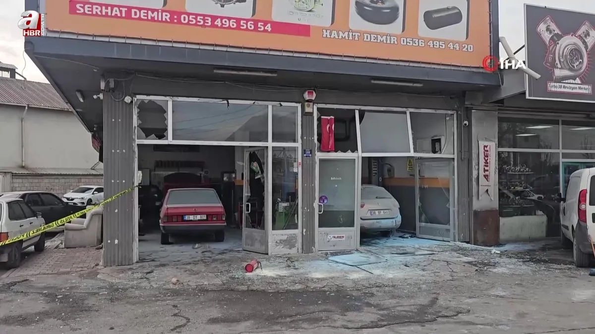 Aracın LPG tankı patladı: 3 yaralı