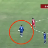 Oğlu için futbol takımı aldı