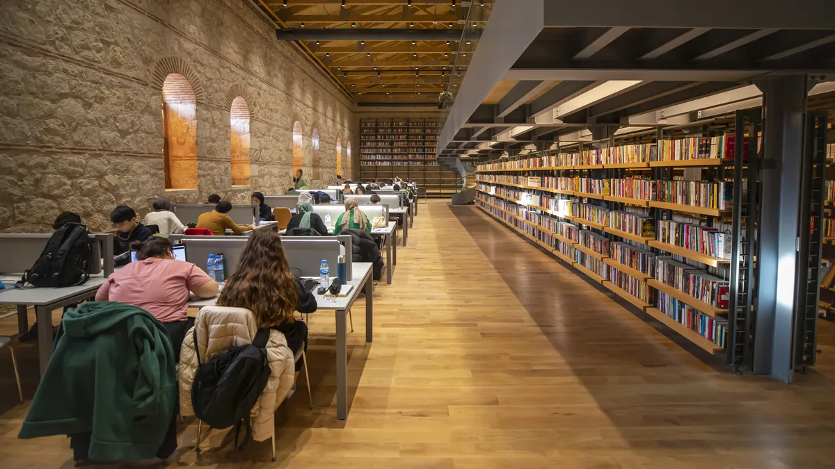 Bakan Ersoy rekor rakamı verdi: Rami Kütüphanesi'ni 7.7 milyon kişi ziyaret etti