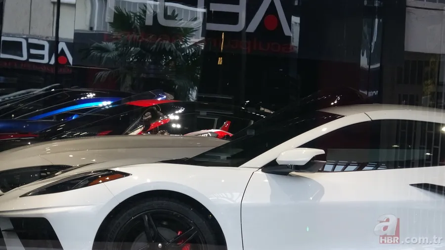 Kadıköy’de lüks oto galerisine milyonluk vurgun iddiası 3