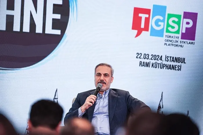 Bakan Fidan Murat Kurum’un çalışkanlığını ve neden İBB Başkanı olması gerektiğini anlattı! Depreme hazırlıklı olmak istiyorsak...