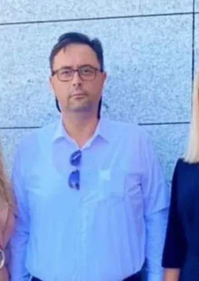 15-bin-donumluk-arazi-satisinda-21-luks-villa-yapildigi-ortaya-cikti-1740677955933.jpg 15 bin dönümlük arazi satışında 21 lüks villa yapıldığı ortaya çıktı (Sabah)