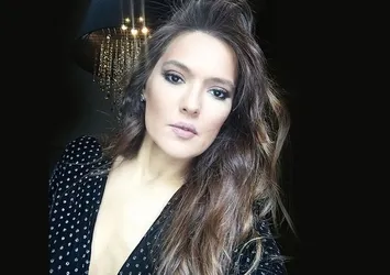 Demet Akalın'dan 'Suriyeliler evine dönsün' çıkışı!