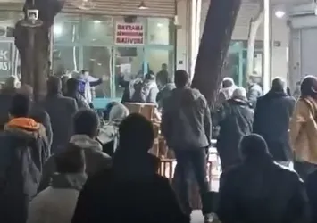 Kahvehaneyi savaş alanına çeviren kavga! Sandalyeler havada uçuştu