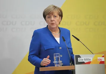 Angela Merkel'den flaş Türkiye açıklaması