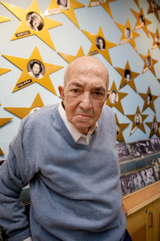 Ünlü yapımcı Türker İnanoğlu apar topar hastaneye kaldırıldı! Ameliyat için bekleniyor