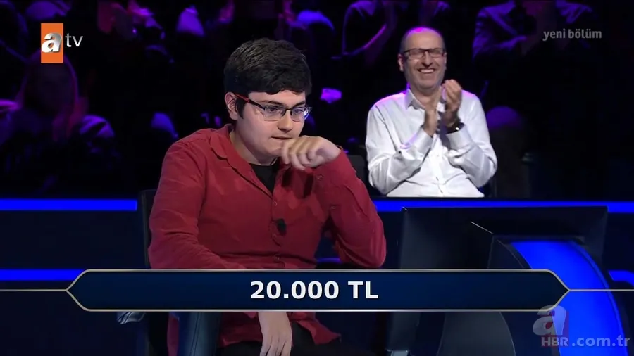 Milyoner'de ilginç anlar! Genç yarışmacı tarih sorusunda şoku yaşadı | Ödül çekini almadan gidiyordu... 21