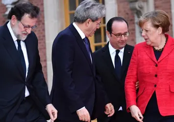 Merkel: Her şey yıkılabilir
