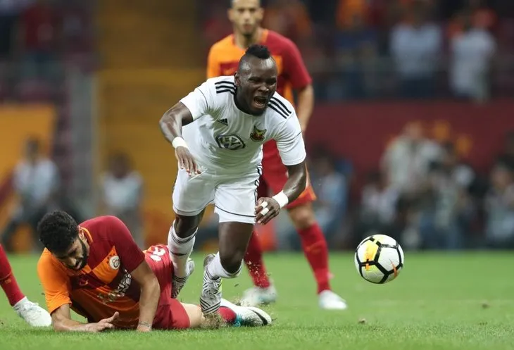Galatasaray- Östersunds karşılaşmasından kareler