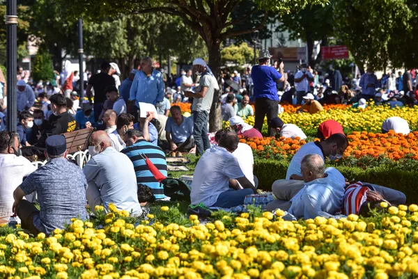 Ayasofya Camii kılınan cuma namazı ile açıldı