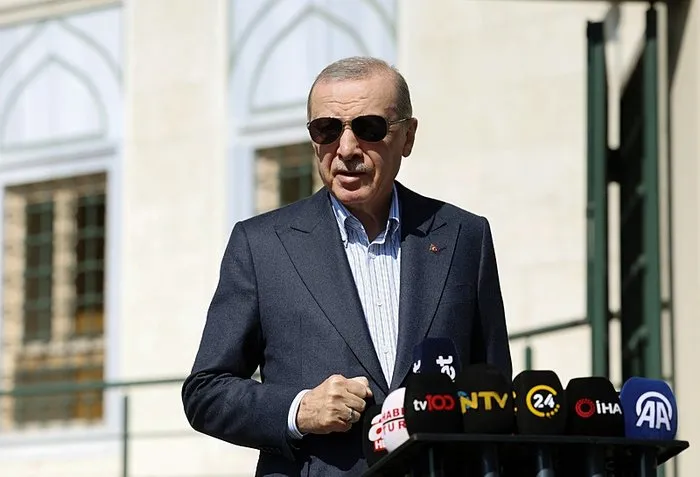 Başkan Erdoğan cuma çıkışı önemli açıklamalarda bulundu / AA