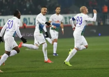 Rizespor gümbür gümbür! Farkla 3 puan...