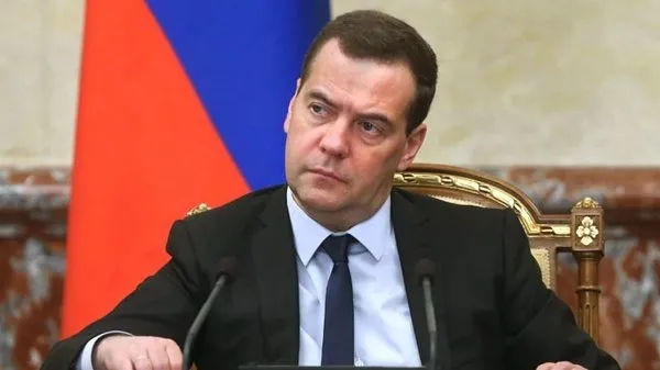 Rusya'da Putin'in başbakan adayı yine Medvedev - 1