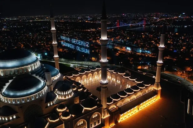bugun-kandil-mi-kadir-gecesi-kandil-mi-27-nisan-kadir-gecesi-bugun-mu-2022-diyanet-takvimi-1651044741157.jpg Bugün kandil mi? Kadir Gecesi kandil mi? 27 Nisan Kadir Gecesi bugün mü? 2022 Diyanet takvimi - 8