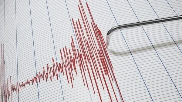 hakkaride-korkutan-deprem-afad-buyuklugunu-44-olarak-duyurdu-son-depremler-1707627261924.jpeg Hakkari'de korkutan deprem! AFAD büyüklüğünü 4,4 olarak duyurdu | SON DEPREMLER - 3