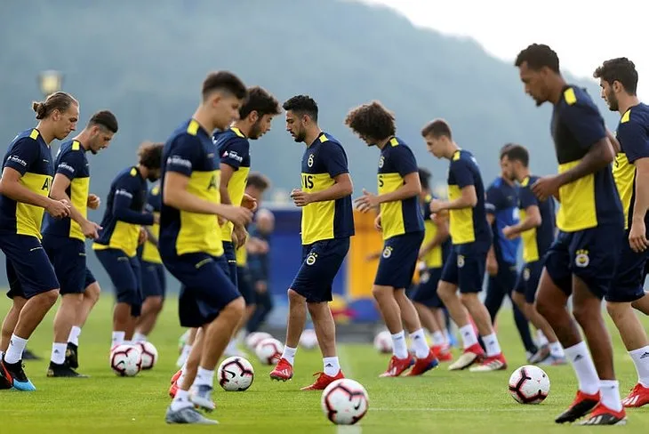 Fenerbahçe’nin golcü transferinde önemli gelişme! Vedat Muriç’i yedek bırakacak