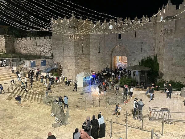 israil-basbakani-netanyahudan-skandal-aciklama-bir-savas-ortamindayiz-ve-tum-gucumuzle-saldiracagiz-1620765678850.jpg İsrail Başbakanı Netanyahu'dan skandal açıklama! "Bir savaş ortamındayız ve tüm gücümüzle saldıracağız" - 1