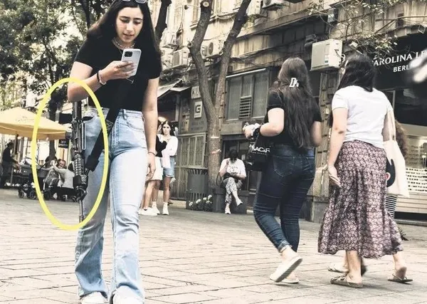 1700545391256.jpeg Batı Şeria'da Yahudi yerleşimci terörü! Sokaklarda uzun namlulu silahlarla geziyorlar - 3