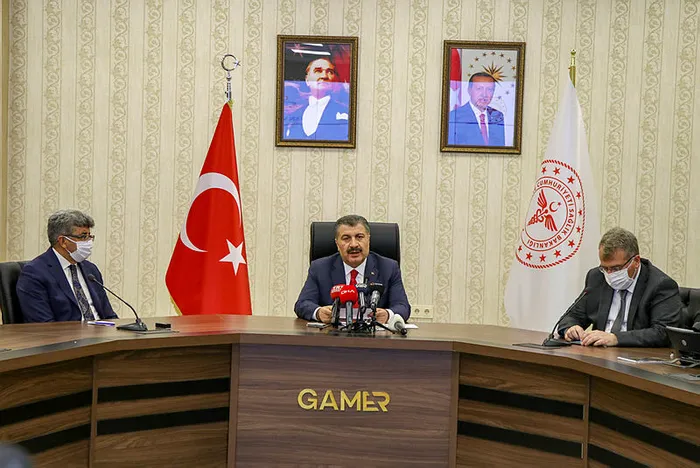 Son dakika: Sağlık Bakanı Fahrettin Koca'dan önemli açıklamalar - 1