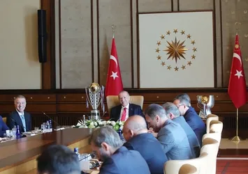 Başkan Erdoğan Trabzonspor'u kabul etti
