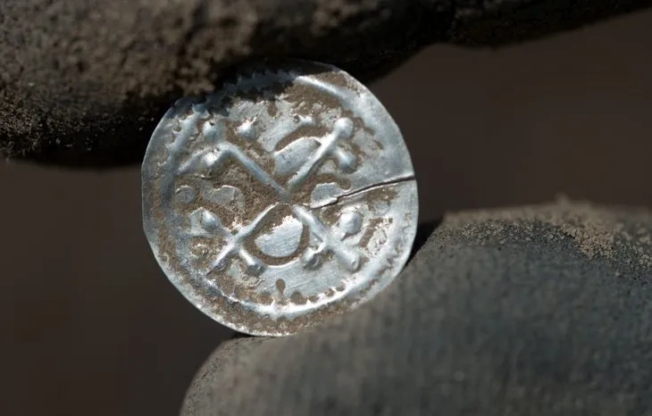 Amatör bir arkeolog kralın hazinesini buldu