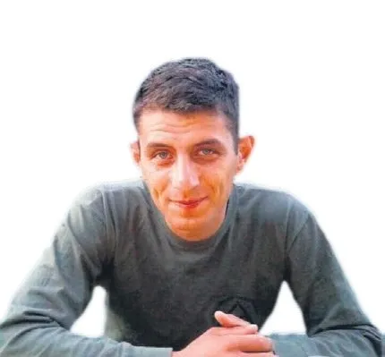 sehit-babasindan-mehmetcik-vakfina-2-milyon-tllik-bagis-1626587758174.jpg Şehit babasından Mehmetçik Vakfına 2 milyon TL'lik bağış - 1