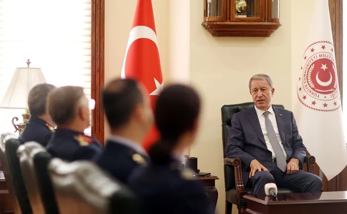 son-dakika-bakan-akardan-flas-f-16-aciklamasi-1654095466496.jpg Son dakika: Bakan Hulusi Akar'dan flaş F-16 açıklaması - 5