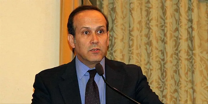 TBMM’de Mavi Vatan gerginliği! Hulusi Akar’ın sözleri sonrası muhalefet sıraları ayaklandı: Parçalamak isteyenleri çukurlara gömdük