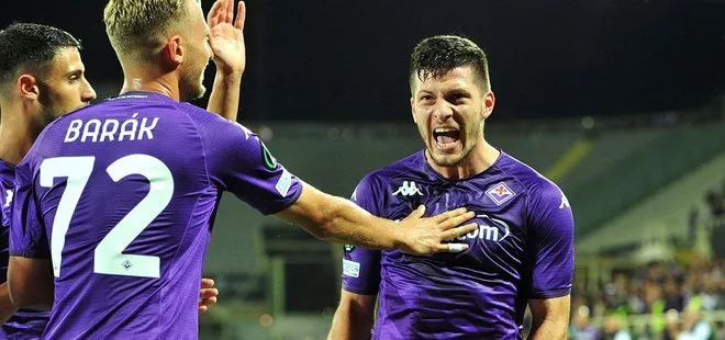 Başakşehir deplasmanda mağlup! Fiorentina 2-1 Başakşehir MAÇ SONUCU-ÖZET