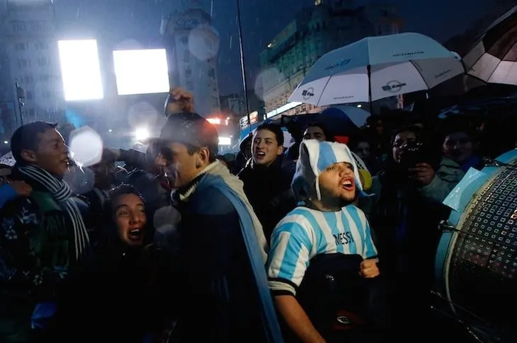 Arjantin’de halk Messi için sokağa döküldü!
