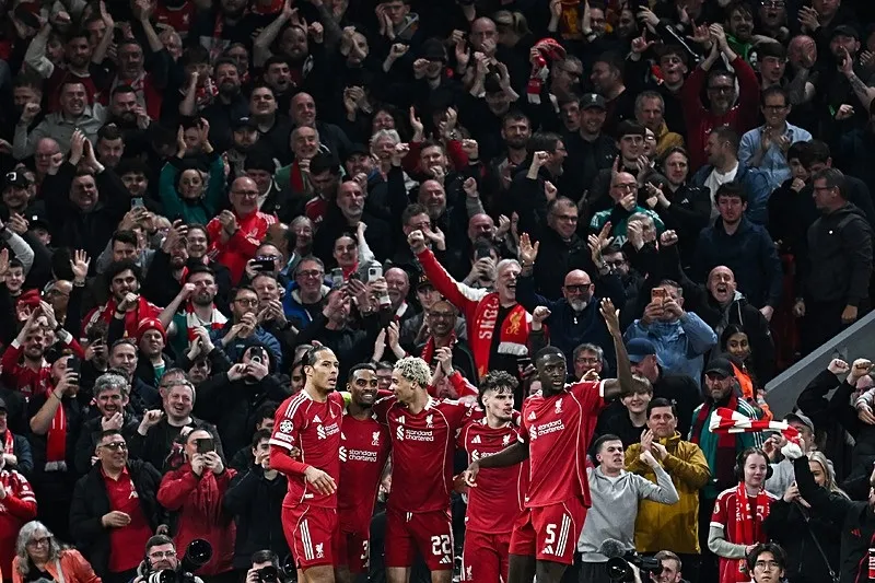 Liverpool - Galatasaray maçından görüntü