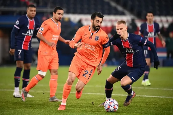 Paris Saint Germain - Başakşehir maçını ev sahibi ekip 5-1 kazandı - 8