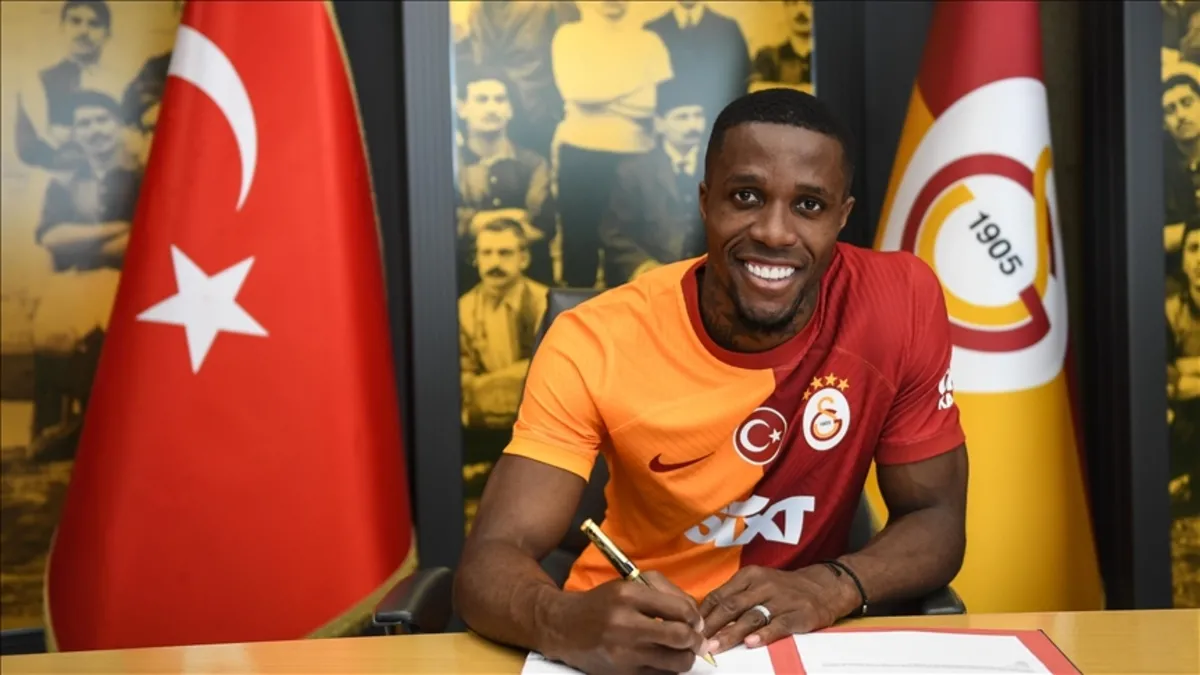 Galatasaray'da Zaha ile yollar ayrıldı: Opsiyon devreye girdi