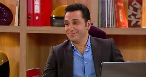 Paraya çevirmek için saatler dağıttılar