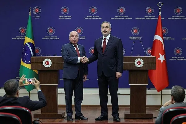 Bakan Fidan Brezilyalı mevkidaşı Vieira ile görüştü