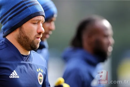 Fenerbahçe idmanında dikkat çeken detay! 4