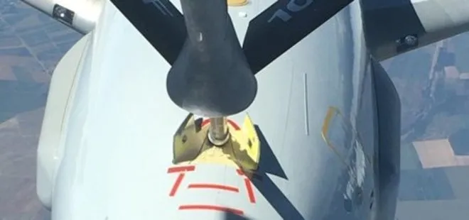 MSB paylaştı: NATO’ya ait AWACS uçağına 23.000 feet irtifada yakıt ikmali