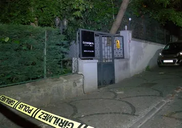 Ünlülerin akın ettiği güzel merkezine kurşun yağdı! Saldırgan o anları böyle kayıt altına aldı