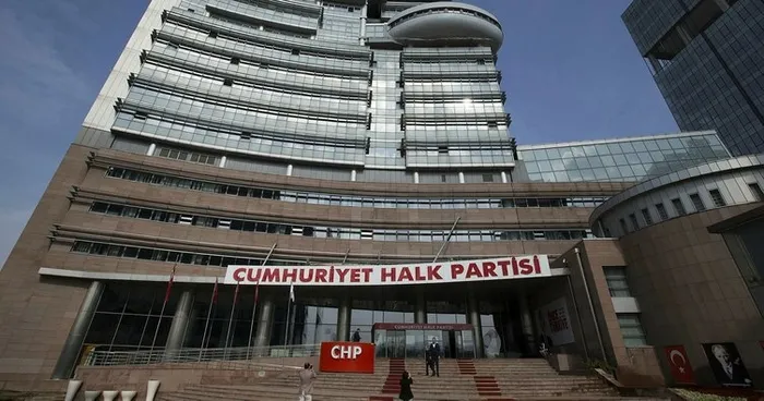 AK Parti'den Kemal Kılıçdaroğlu'na zor soru: CHP’nin 14. katında oturup gündemi belirleyen kim? Öztürk Yılmaz işaret etmişti - 3
