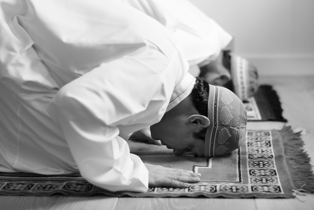 mevlid-kandilinde-hangi-zikir-ve-tesbihler-cekilir-tesbih-namazi-nasil-kilinir-1756732850158.jpg Mevlid Kandili’nde hangi zikir ve tesbihler çekilir? (A Haber Foto Arşiv)