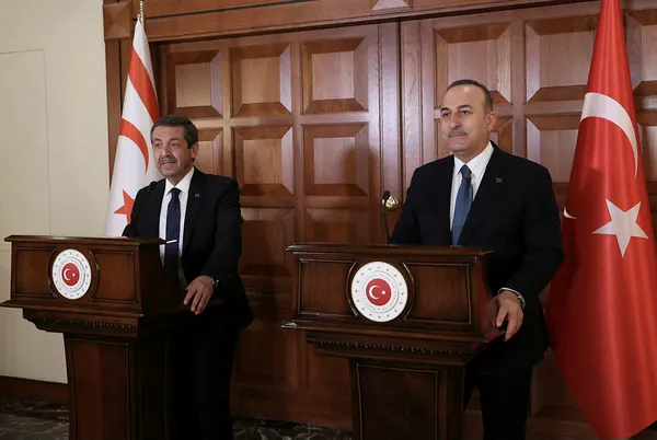 Dışişleri Bakanı Mevlüt Çavuşoğlu’ndan Rusya ve Ukrayna açıklaması