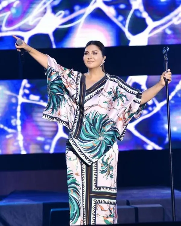 engincan-ural-ile-merve-kayanin-dugununde-sibel-can-surprizi-geceye-damga-vuracak-1664962216281.jpg Engincan Ural ile Merve Kaya'nın düğününde Sibel Can sürprizi! Geceye damga vuracak - 3