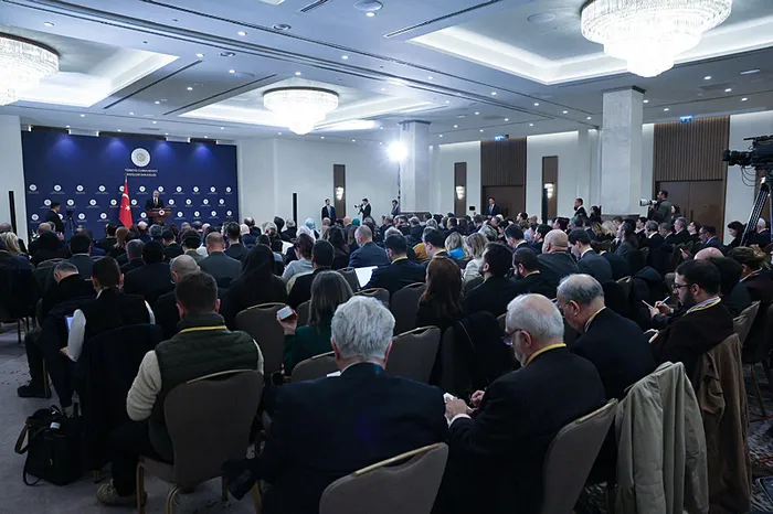 disisleri-bakani-hakan-fidan-irana-askeri-mudahaleye-karsiyiz-1768475217062.jpeg Dışişleri Bakanı Hakan Fidan (AA)