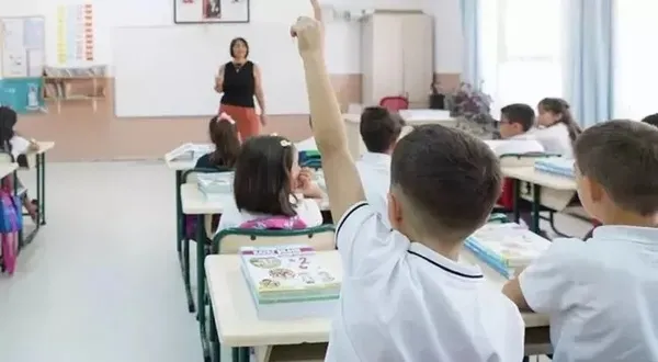 Milli Eğitim Bakanlığı duyurdu: Sınıf annesi uygulaması yasaklandı