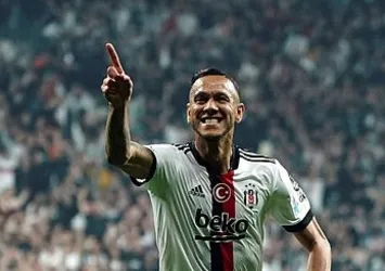 Beşiktaşlı Josef de Souza ameliyat olacak