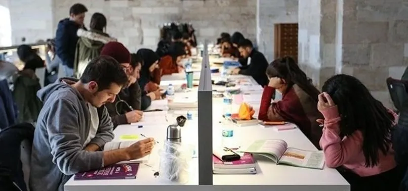 Üniversiteler bu yıl ne zaman açılacak? 2021-2022 yılı üniversite eğitimi online mı, yüz yüze mi olacak?