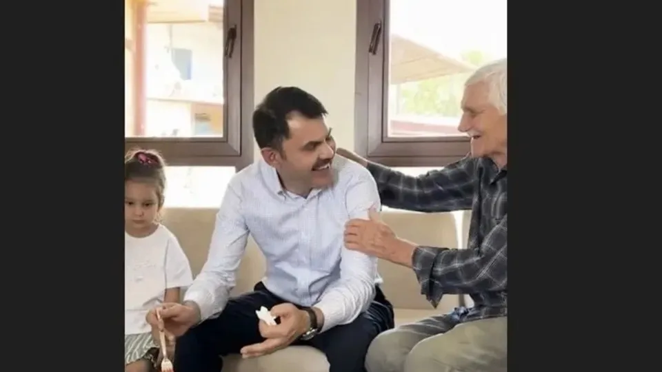 Manavgat'ta evi yanan İbrahim Amca Murat Kurum'u anlattı: İstanbul'a sözü verdiyse o işi yapar