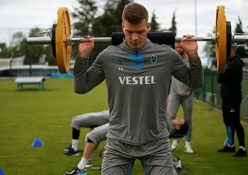 Trabzonspor'a Alexander Sörloth'tan güzel haber